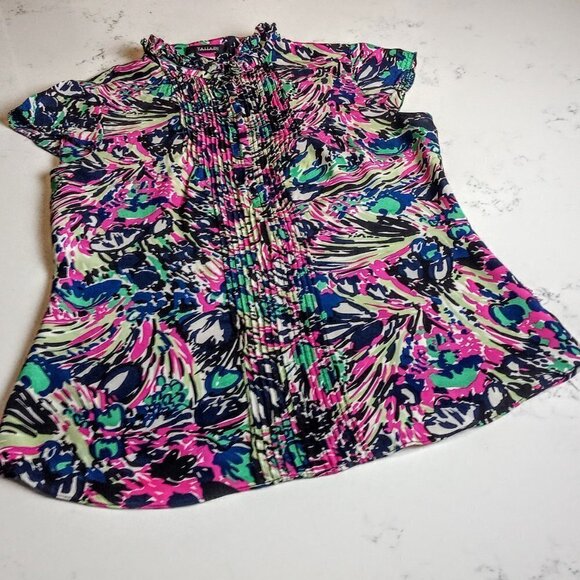 Tahari Silk Pleat Front Ruffled Collar Print Top - Picture 4 of 7